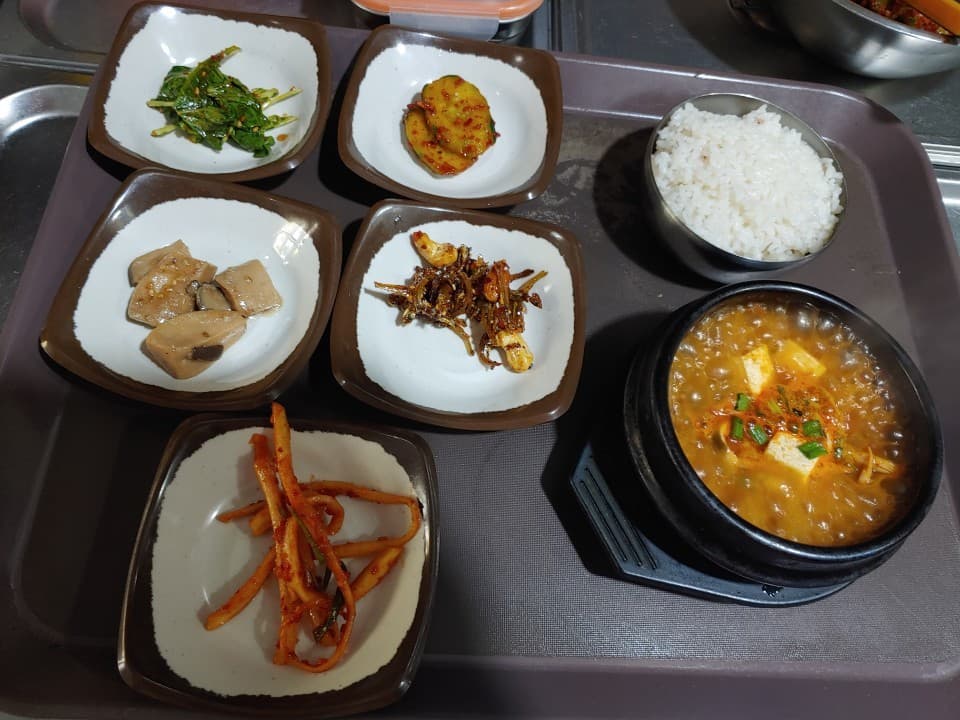 순두부찌개 정식 이미지